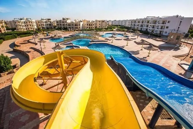 Apartman Two Bedroom In Golden Fully Air Conditioned In Front Of The Pool Near The Kids Aqua Kids Areas Family Cafeteria *